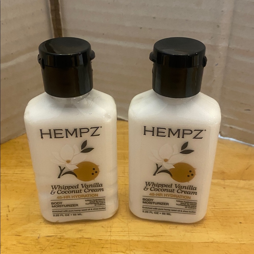 Hempz set of 2 Whipped Vanilla & Coconut Cream Moisturizer Ea is 2.25 oz - Picture 3 of 3